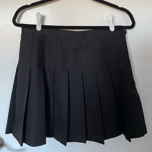 American Apparel Black Tennis Skirt | size L
